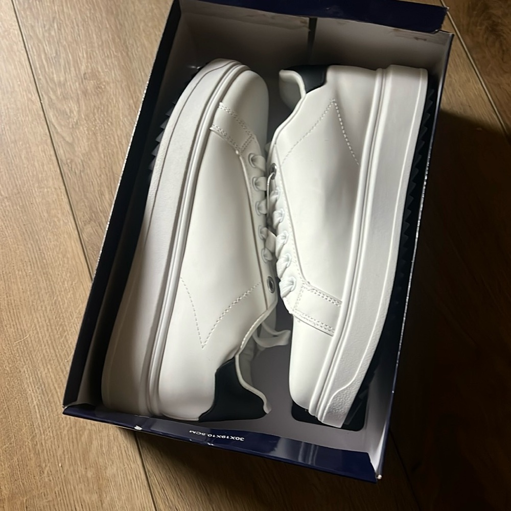 Madden girl sneakers